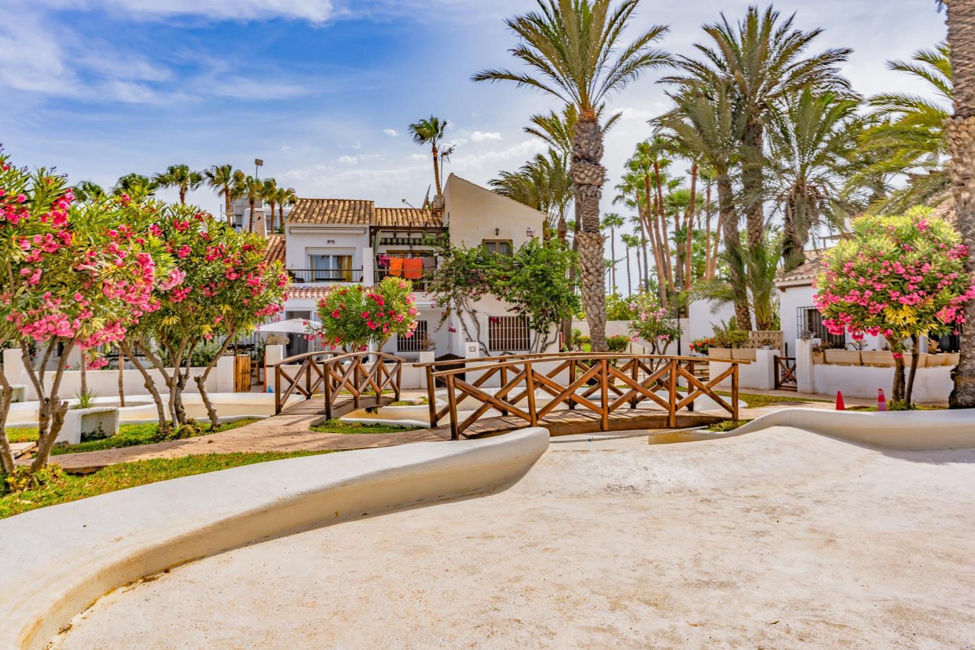 Beachhouse Playa R&R Roquetas de Mar Extérieur photo